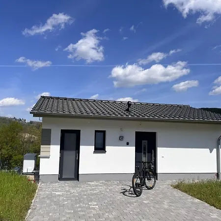 Diemelblick 39 Mit Hund - Direkt Am Mit Sauna, Terrasse Und Garten Fuer Bis Zu 5 Personen