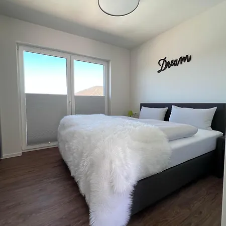 Diemelblick 39 Mit Hund - Direkt Am Mit Sauna, Terrasse Und Garten Fuer Bis Zu 5 Personen Diemelsee