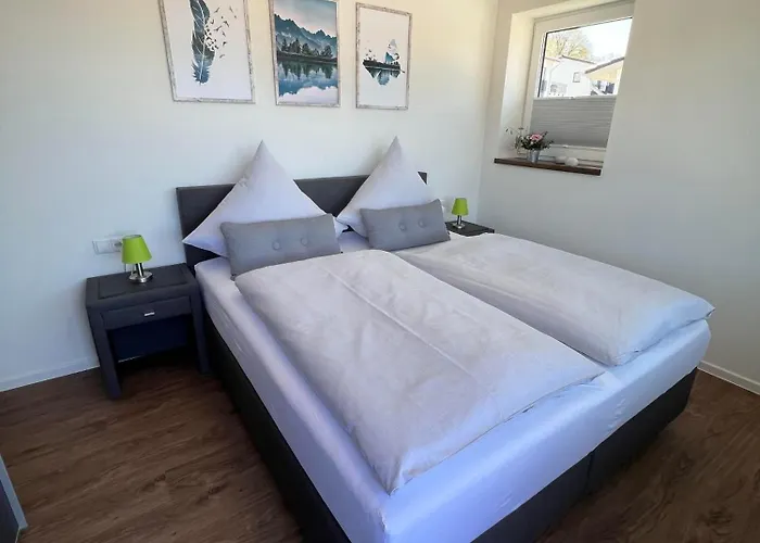 度假居 Diemelblick 39 Mit Hund - Direkt Am Mit Sauna, Terrasse Und Garten Fuer Bis Zu 5 Personen *